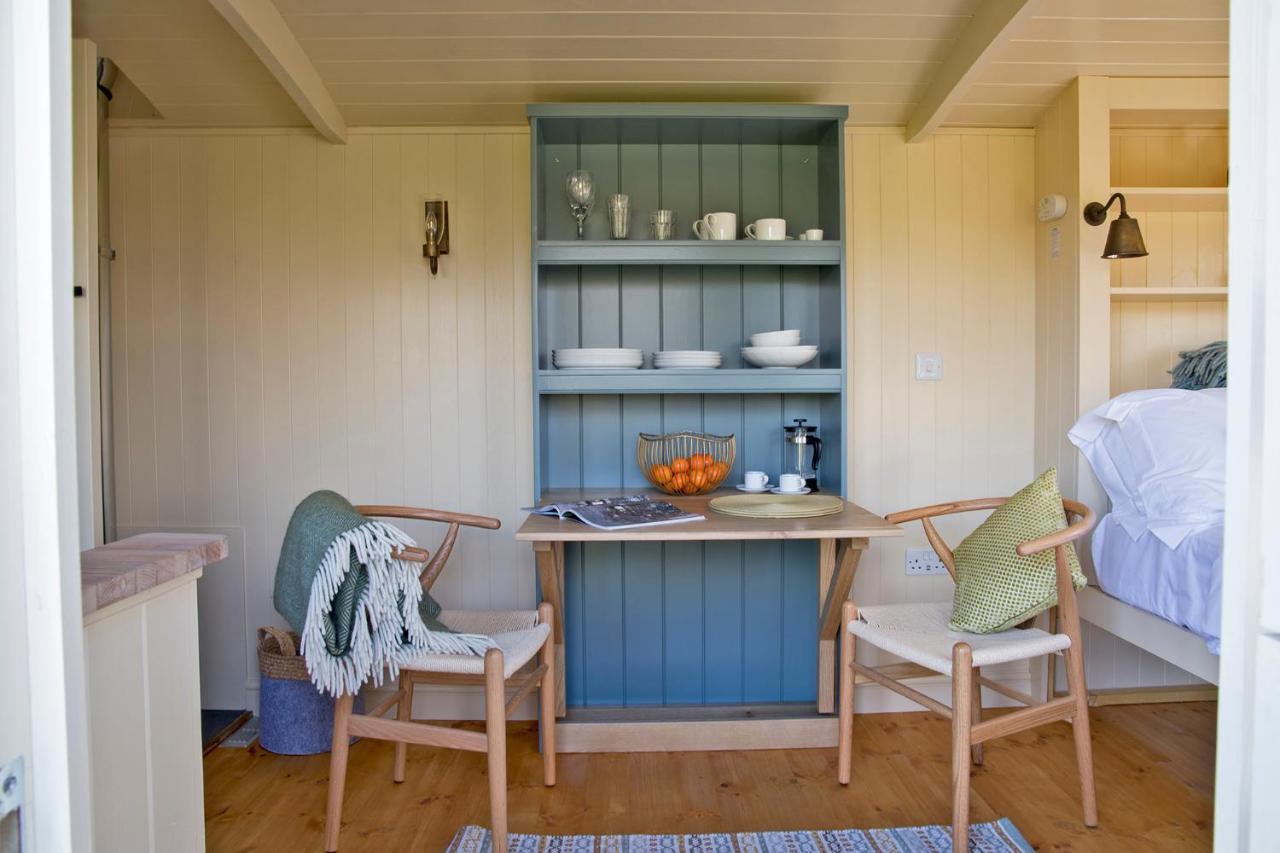 The Hut Villa Ashbourne  Exterior photo